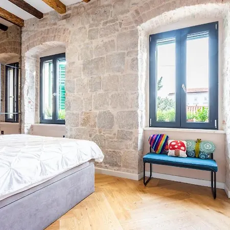 Circle Guest house